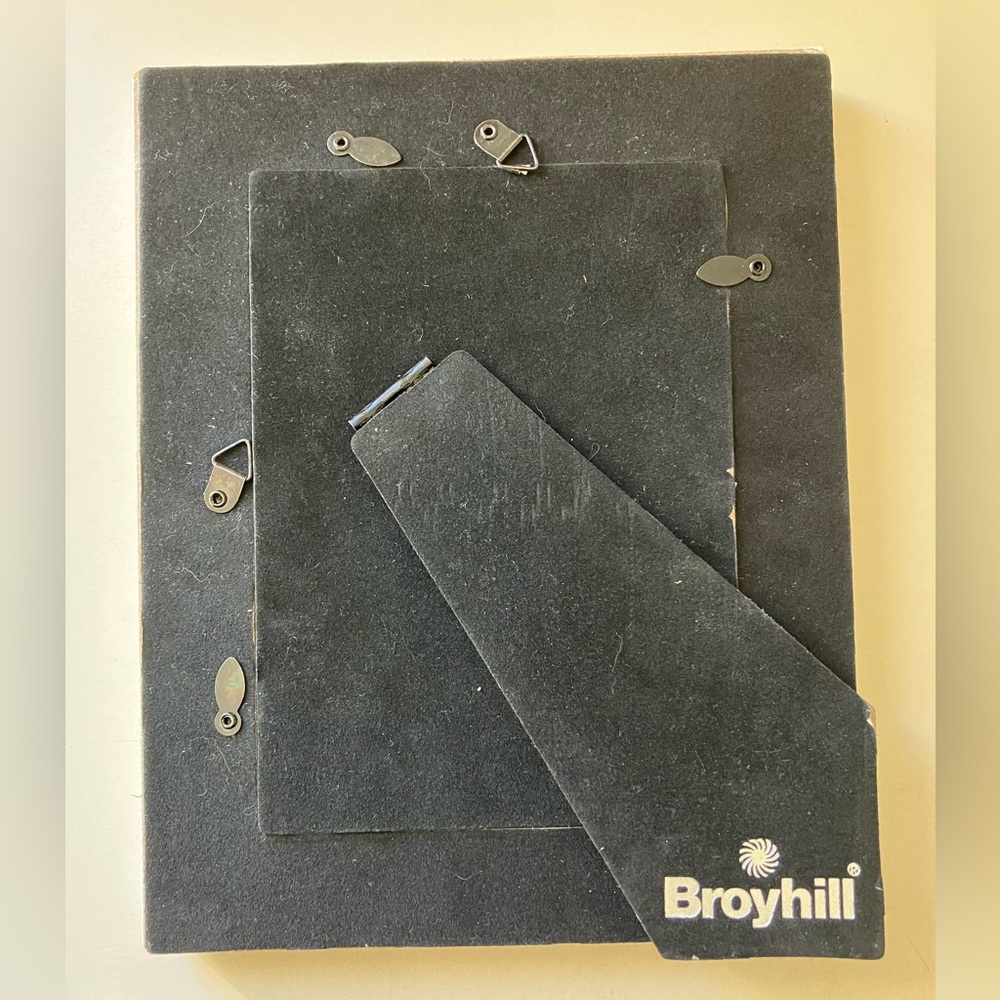 Broyhill Picture Frame - Picture 4 of 4